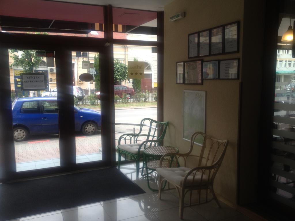 Artmotel & Bistro ฮาเซก ภายนอก รูปภาพ